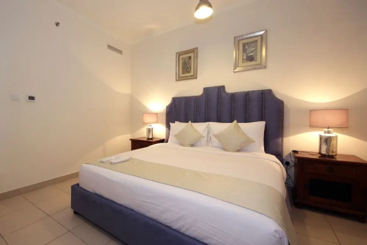 1 Bedroom Apartment with balcony