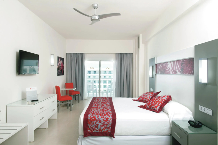 Hotel Riu Playa Blanca - All Inclusive