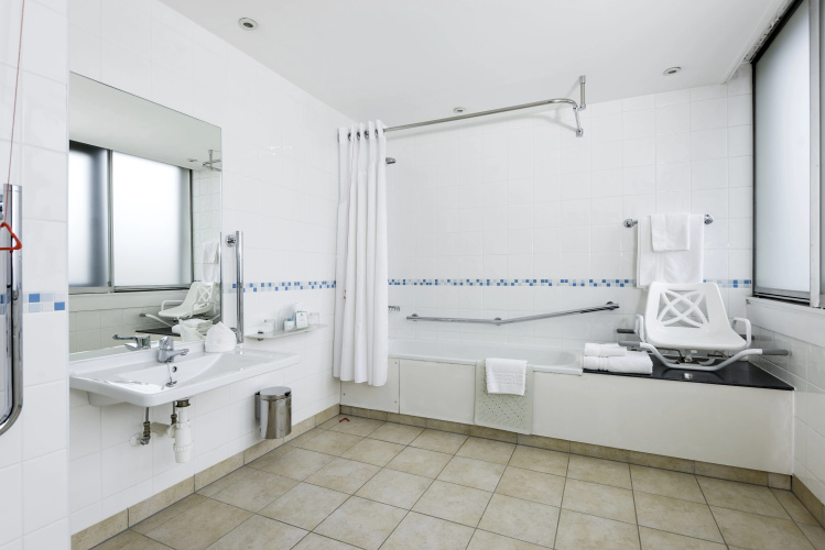 Holiday Inn Glasgow Airport photo 11