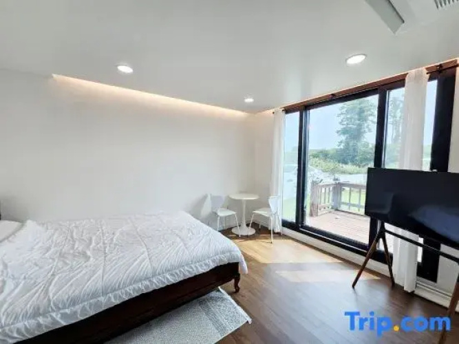 Hansaleoli Stay