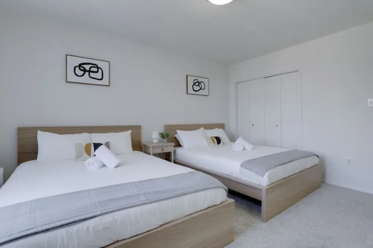 Stylish & Spacious 2BR in Crystal City