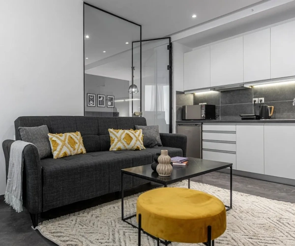 Luxury Quadruple Apartment