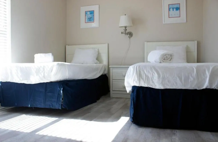 3 Bedrooms Apartment