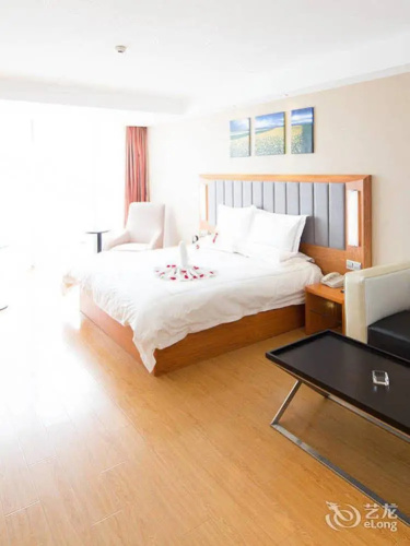 Warmly Hotel