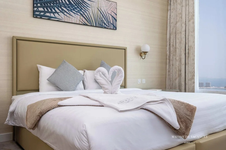 The Palm Tower 1 Corner Bedroom Dubai