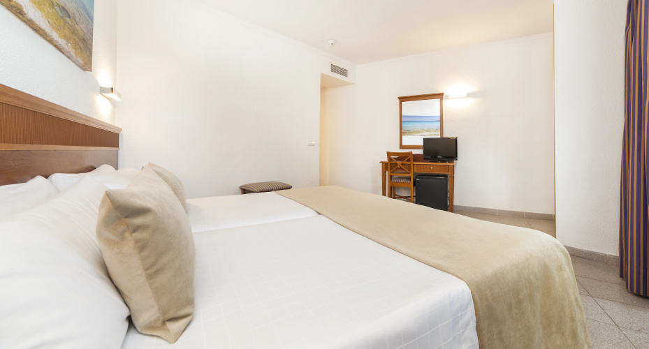 Globales Palmanova Palace - Adults Only photo 6