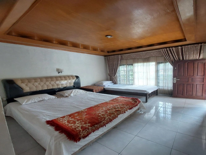 Standard Family room