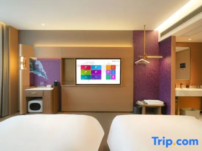 Premium Twin room with lake view