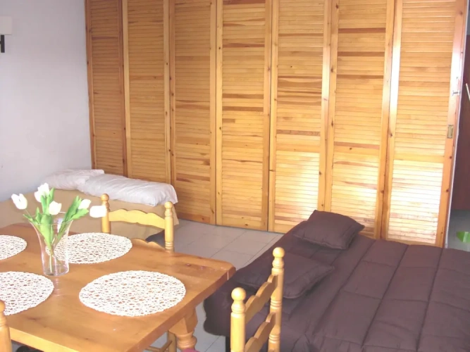 1 Bedroom Apartment with balcony