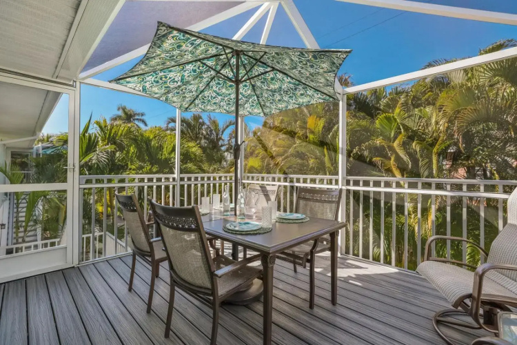 Island Hideaway East - 308B 67th