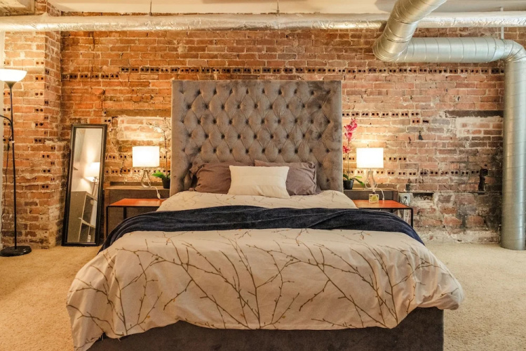 CrashPad on Main Street