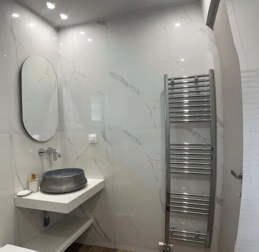 Avres Apartments