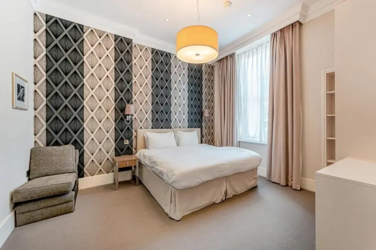 1 Bedroom Deluxe Apartment