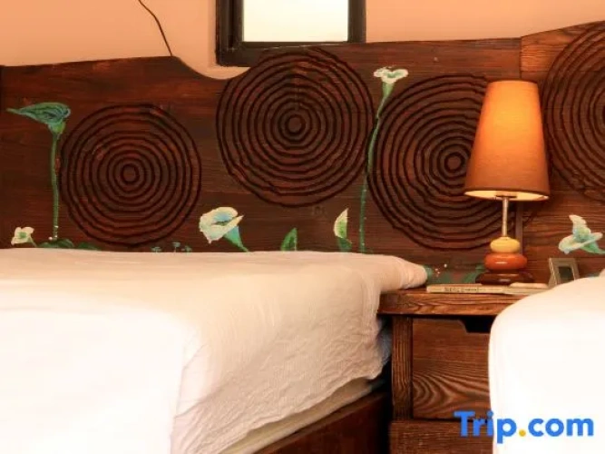 Standard Twin room with mountain view