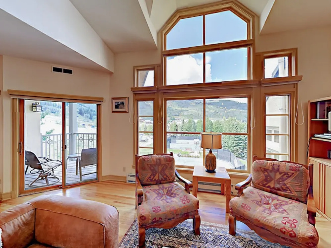 450 Offerson Road Townhouse by RedAwning