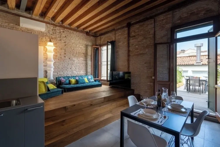 Superior Apartment