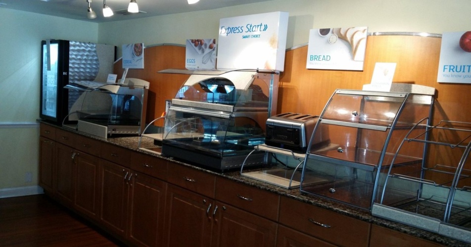 Holiday Inn Express & Suites Bradenton West photo 41