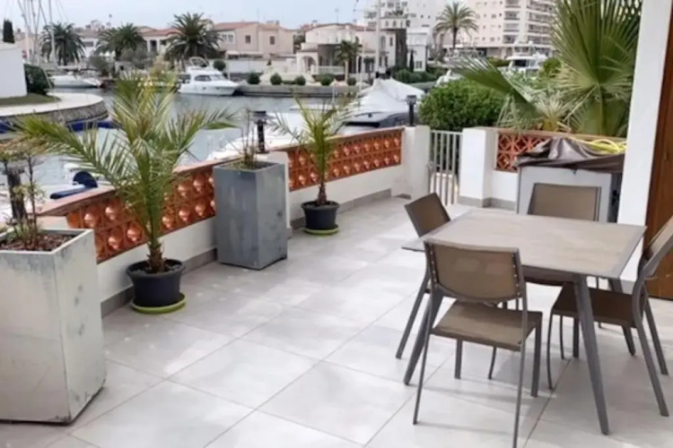 Appartement terrasse emplacement n° 1