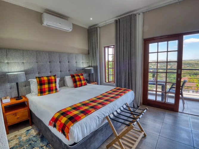 Tembo Guest Lodge