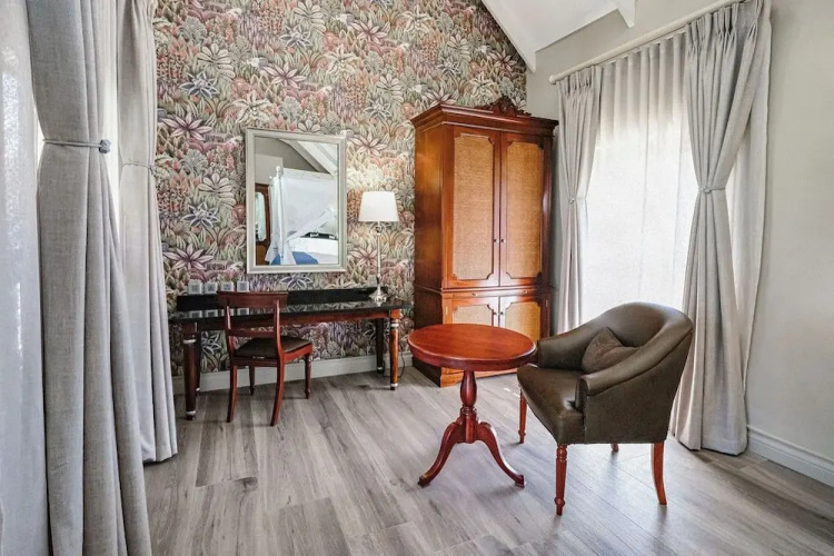 The Peech Boutique Hotel