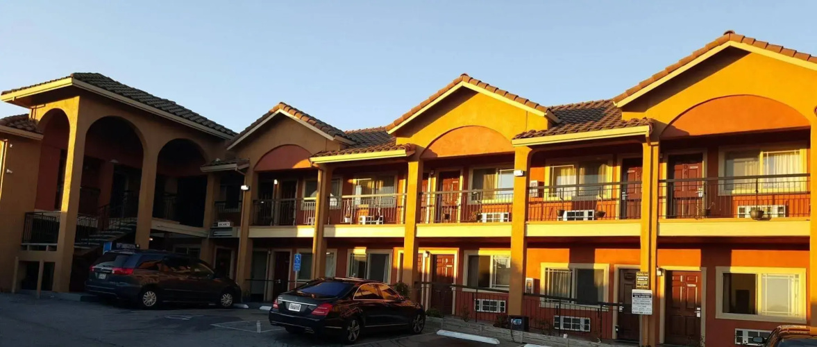 Valley Inn