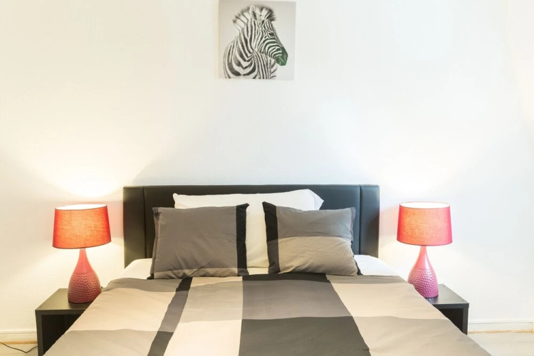 AIRSTAY Budget