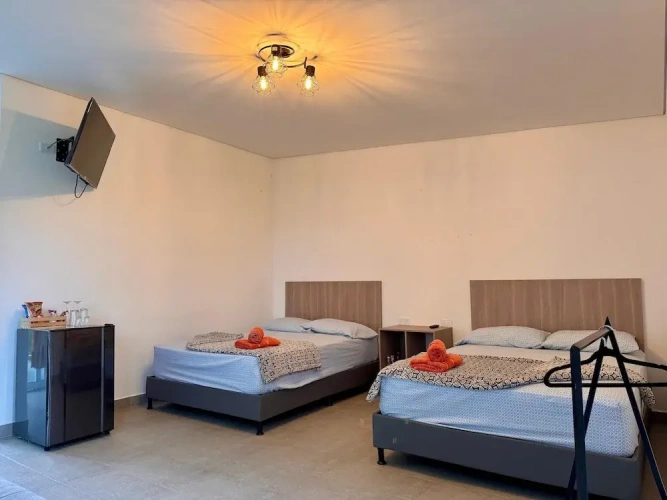 1 Bedroom Deluxe Cabin with balcony and with mountain view