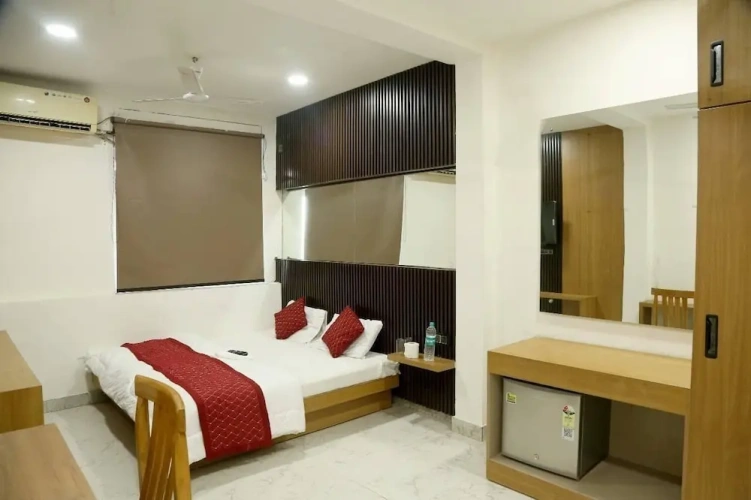 Deluxe Suite with balcony