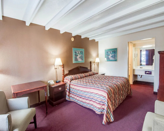 Rodeway Inn