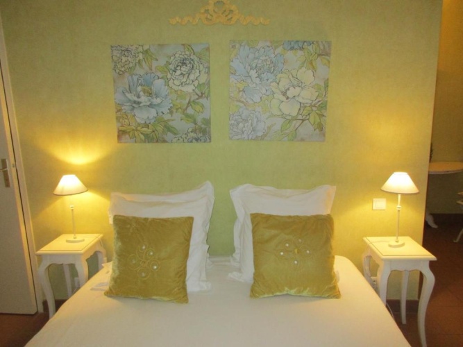 Standard Double room with garden view