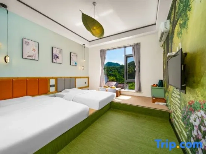 Economy Twin room with mountain view