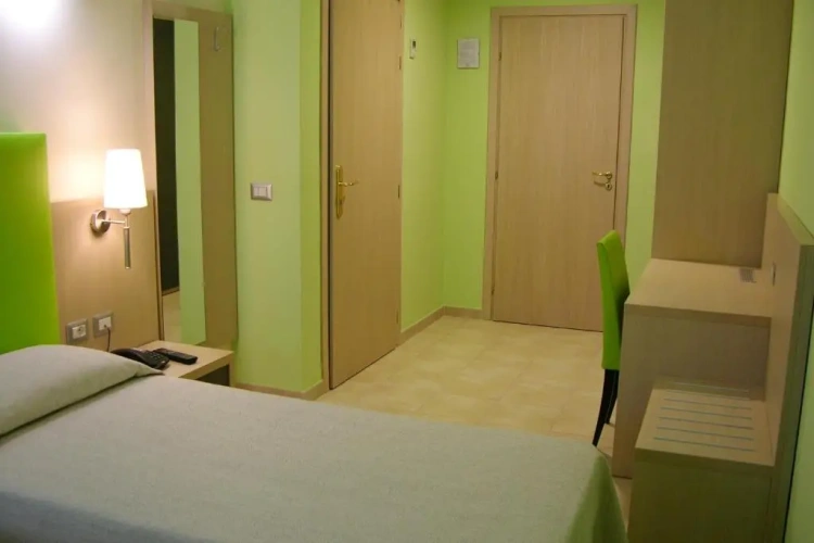 Standard Single room