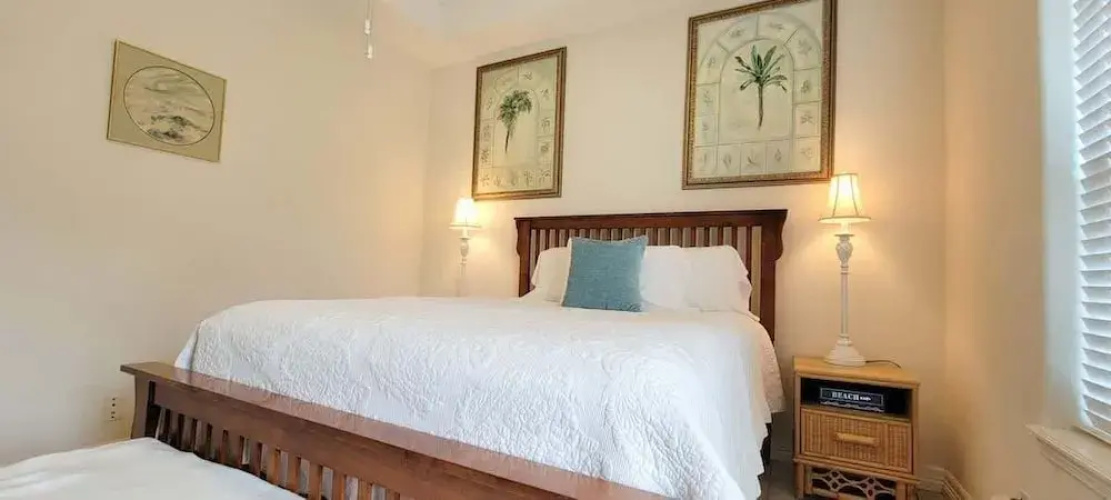 Beach & Palms Condo 2 Bedroom Condo by RedAwning