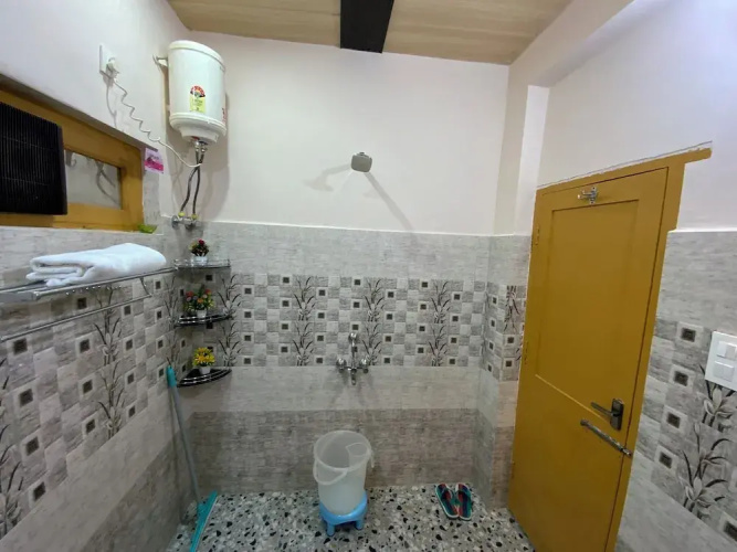 Rock Mountain Homestay