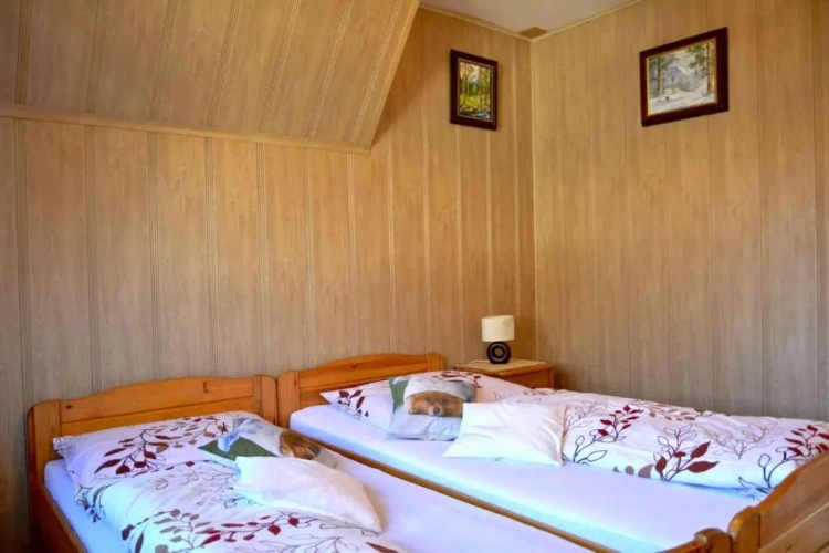 2 Bedrooms Twin Chalet