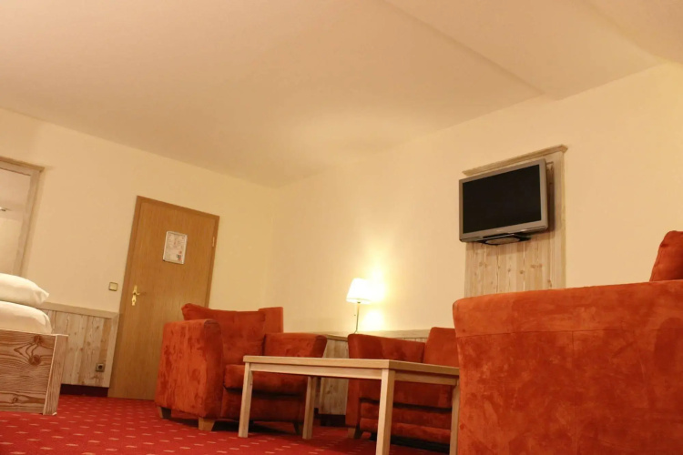Central Hotel