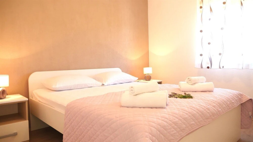 Apartments Feri