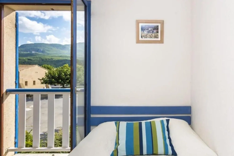 Standard Double room with land view