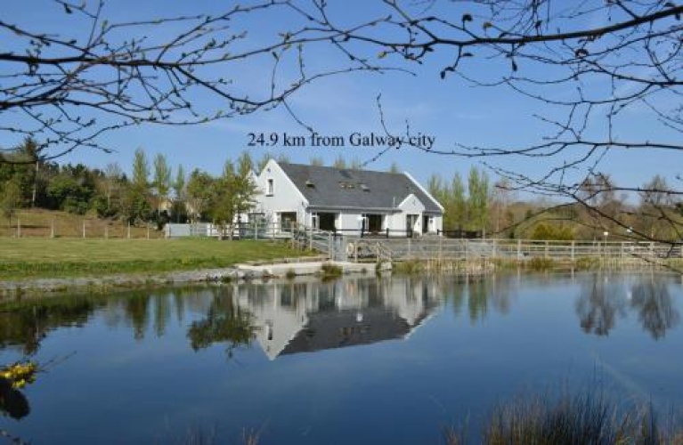 Oughterard Hostel  Angling Centre