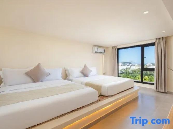 Deluxe Family Duplex Suite