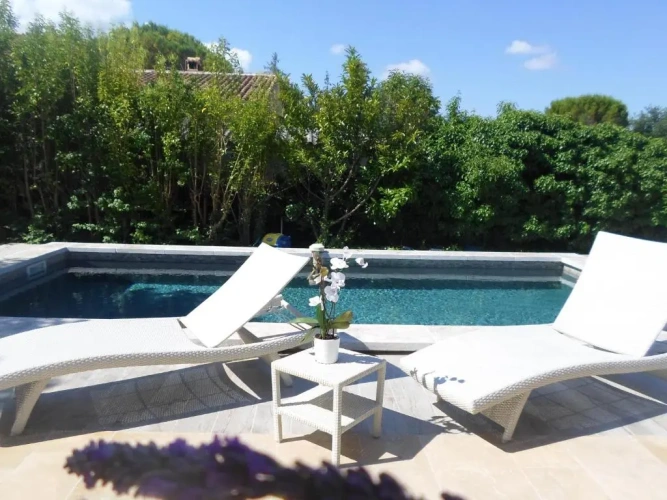 3 Bedrooms Villa
