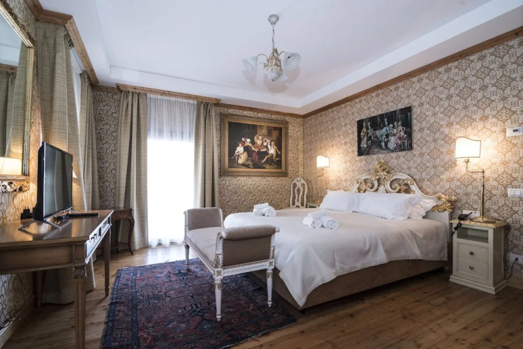 Càdor Hotel