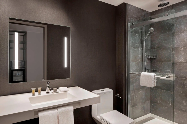 2 Bedrooms Double Suite