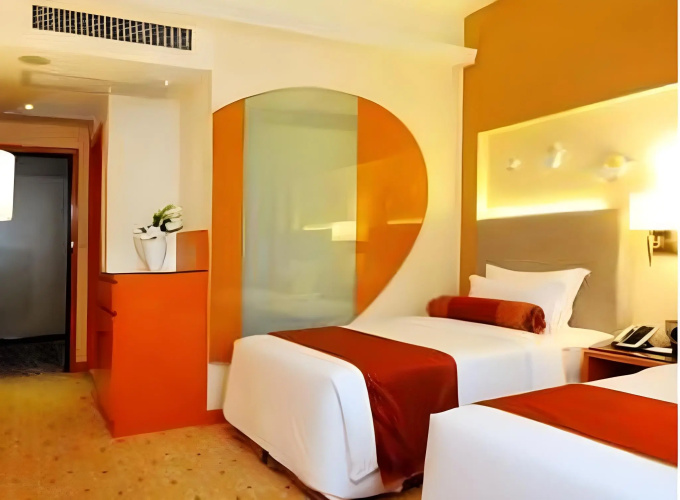 Metropole Hotel