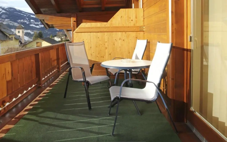 1 Bedroom Apartment with balcony