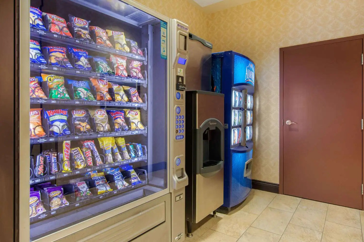 Comfort Inn & Suites photo 12