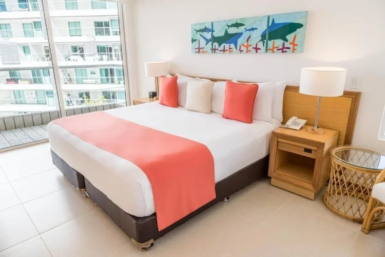 2 Bedrooms Deluxe Suite with sea view