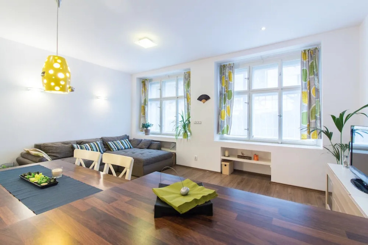 Cosy Modern Vinohrady Apartment