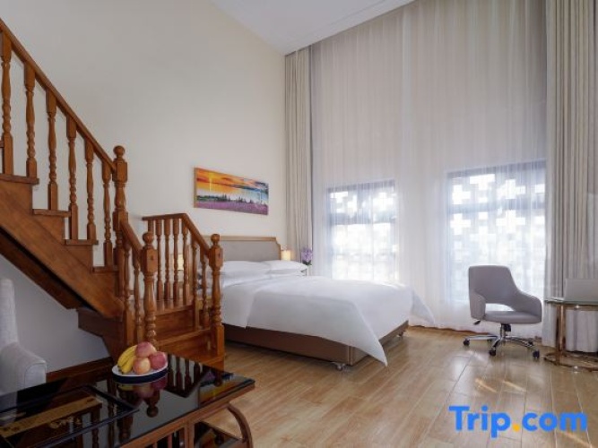 Deluxe Double Family room