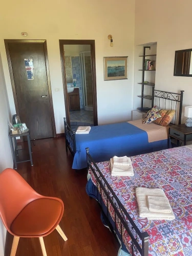 Standard Triple room with bay view